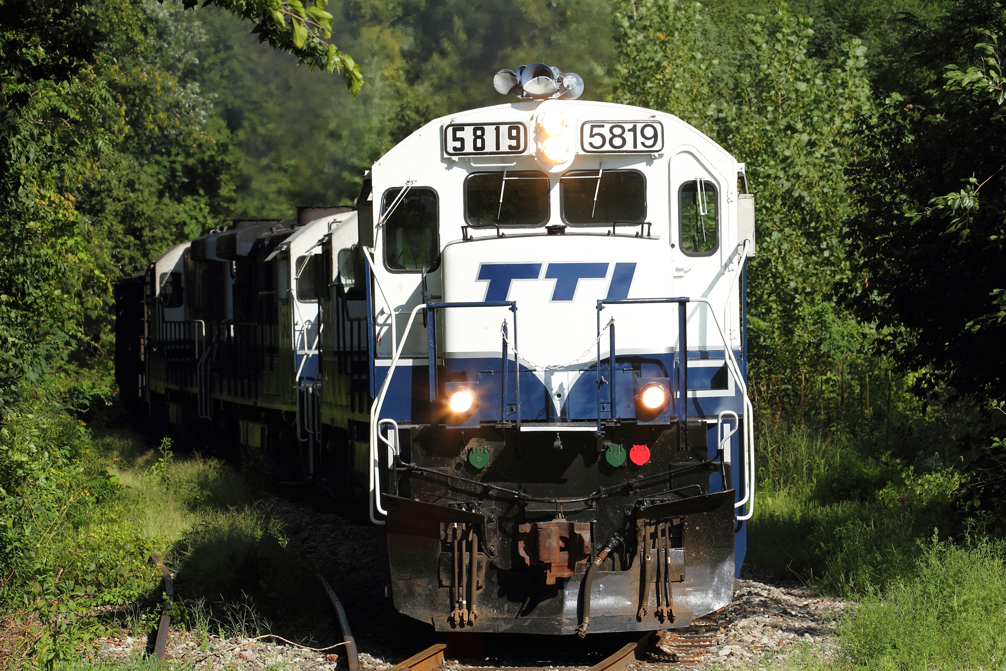 Transkentucky Transportation Railroad photo gallery - Trains