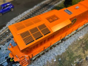 Lionel Legacy ES44AC toip view with radiator detail