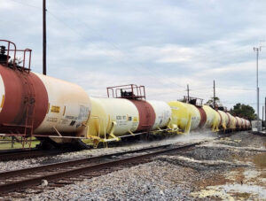 CN derailment in Louisiana leads to acid leak, evacuations (updated