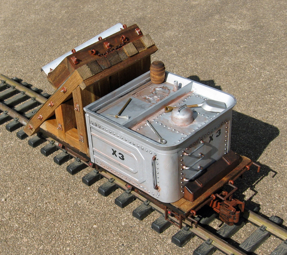 garden railroading in the winter: model snowplow