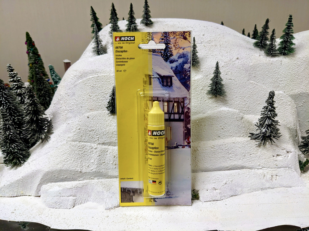 A yellow tube on snowy scenery base