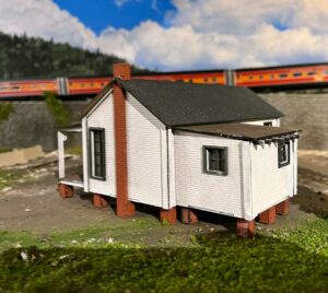 TW Trainworx Company House kit with kitchen add on