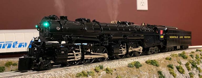 Lionel Vision Line Norfolk & Western Class A side view