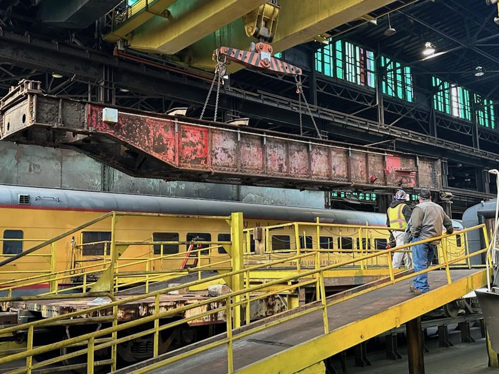 turntable moving inside shop