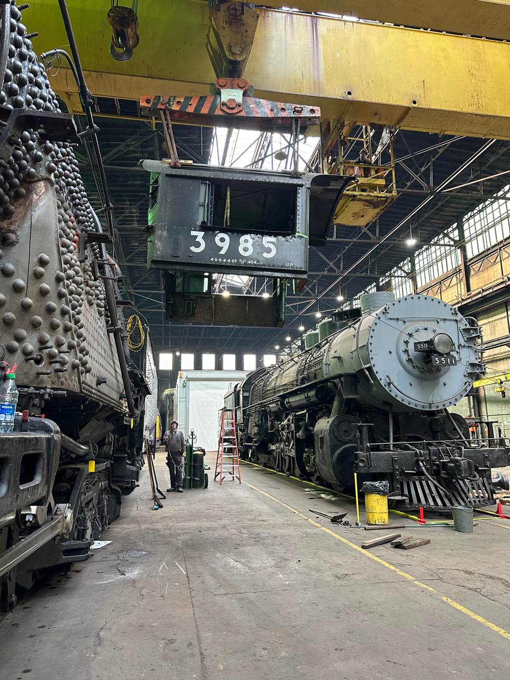 UP Challenger No. 3985 photo gallery Trains