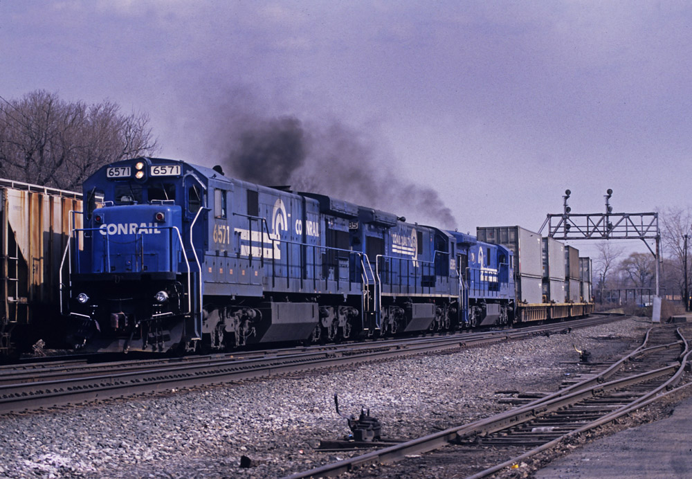 blue Conrail locomotive