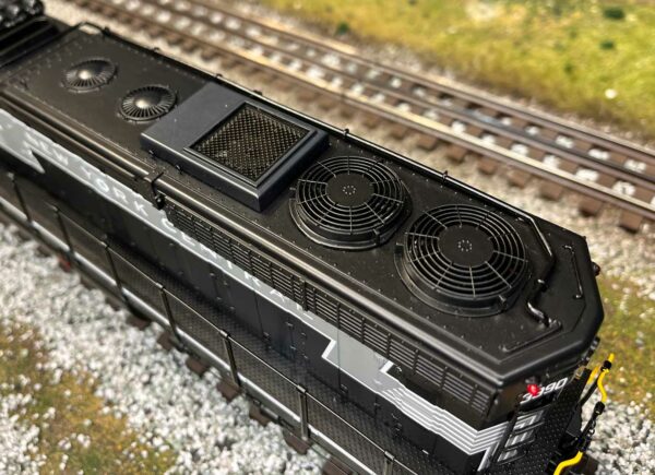 MTH Premier SD24 roof detail