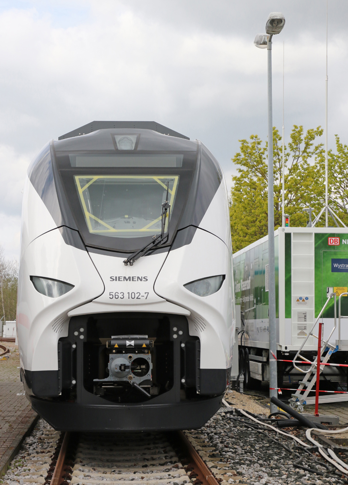 Front view of hydrogen-powered trainset