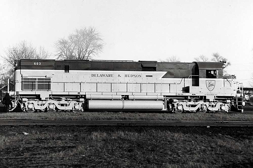 Diesel Delaware & Hudson locomotive in profile