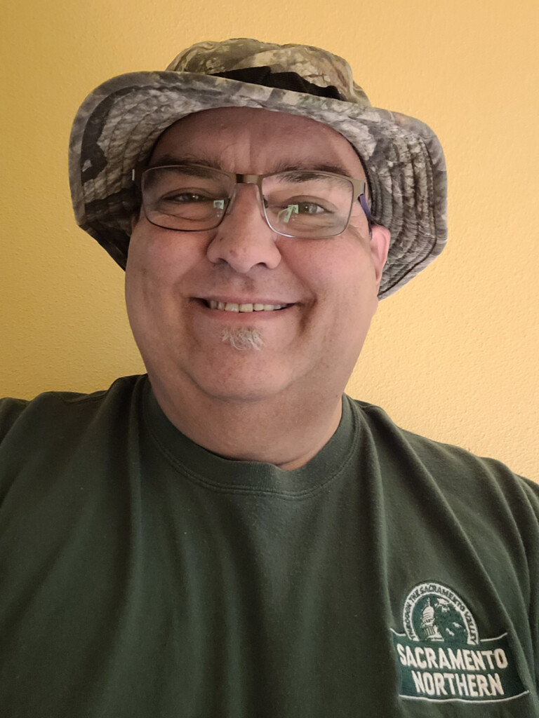 guy with green shirt