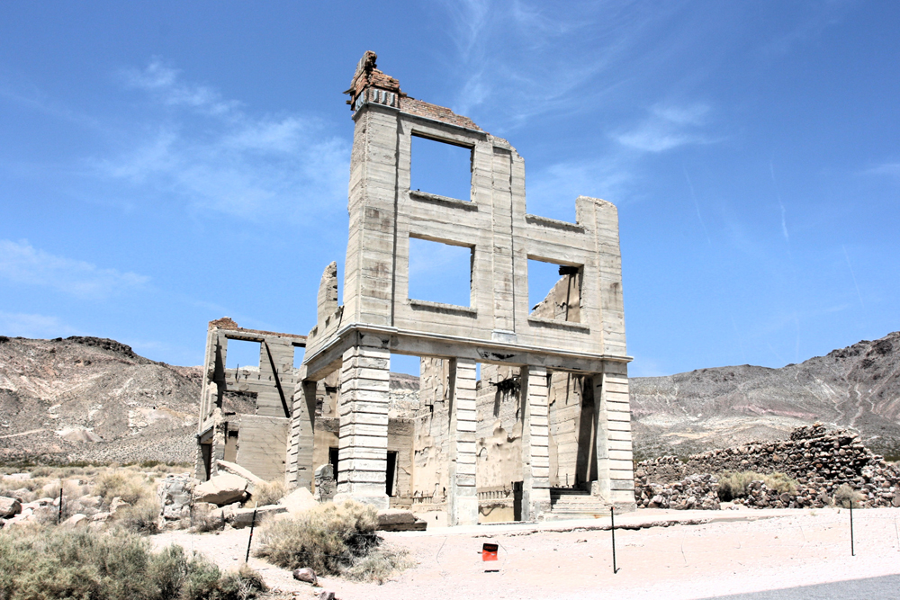 Rhyolite, a railroad ghost town in Nevada - Trains