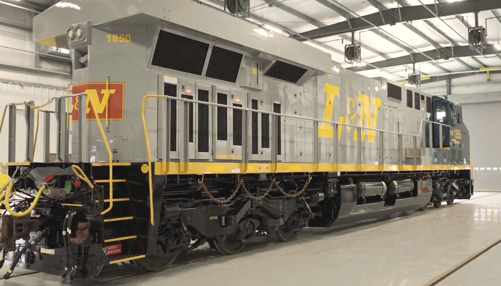 CSX unveils L&N heritage Trains