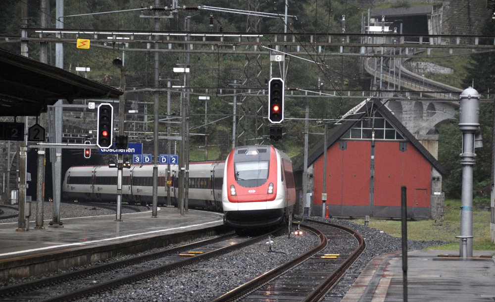 Der Putsch sperrt den Gotthard-Basistunnel in der Schweiz (aktualisiert)