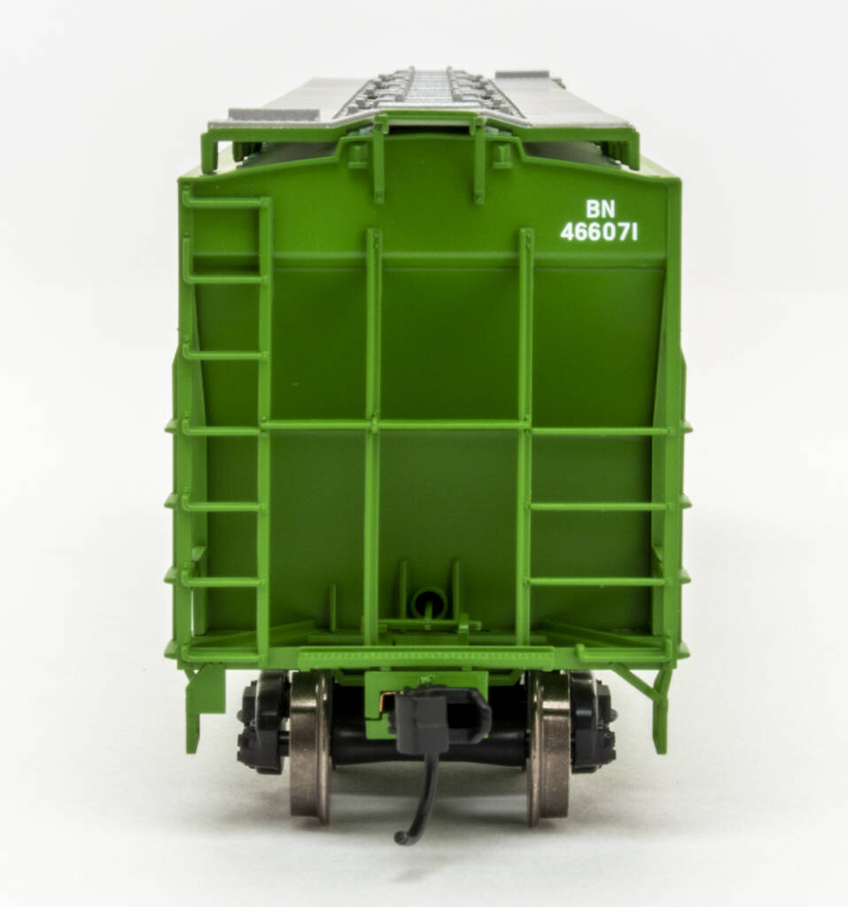 Color photo showing end of HO scale covered hopper.