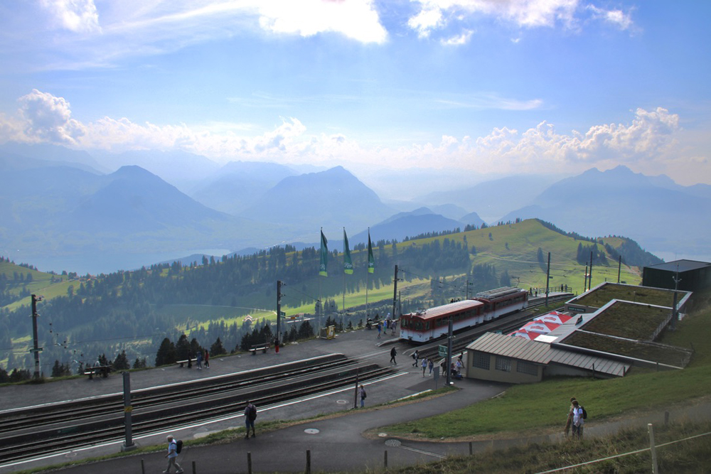Cog railway summit station