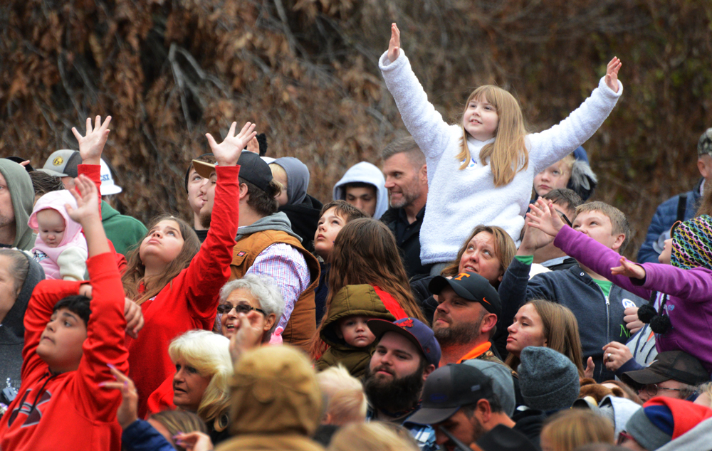 Crowd of people, with many children