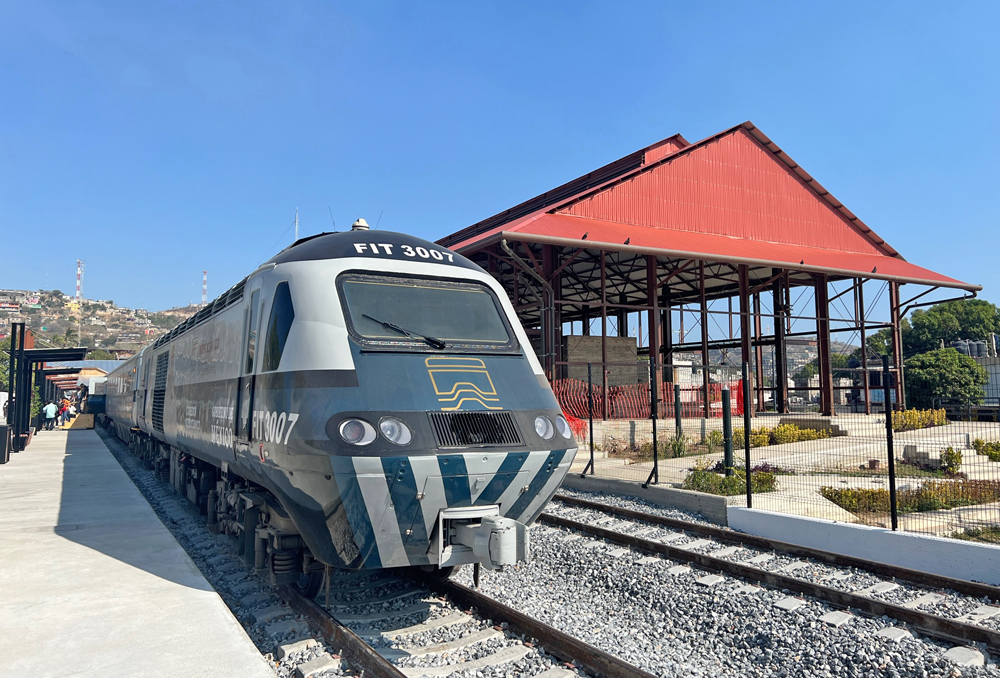 British High Speed Train trainset at station in Mexico