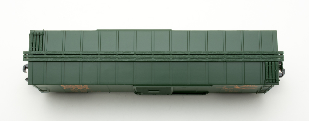 Color photo showing roof of green S gauge boxcar.