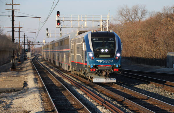 Illinois bill would set goals for vastly expanded passenger service