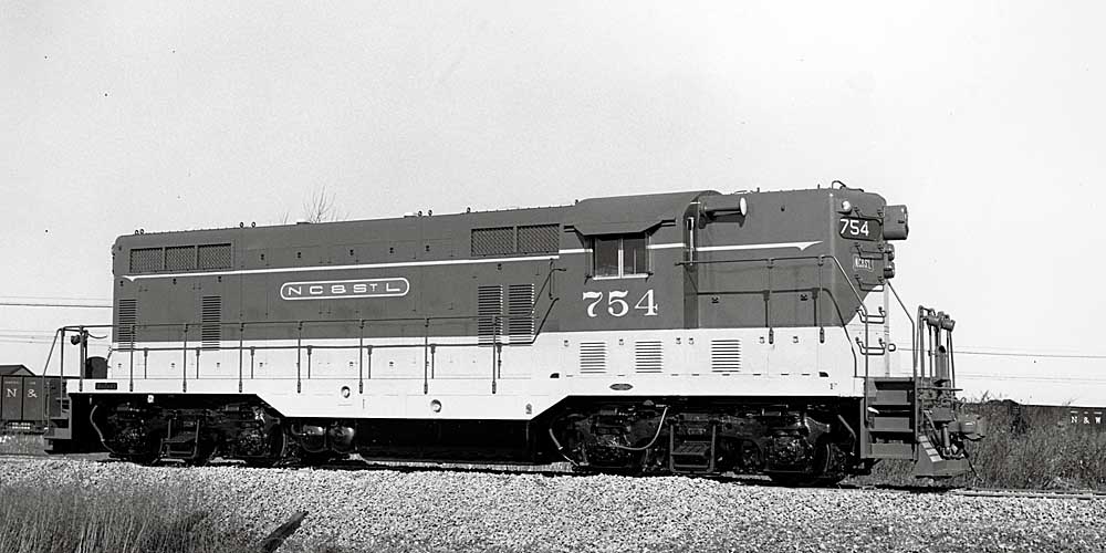 vintage diesel NC&StL locomotive