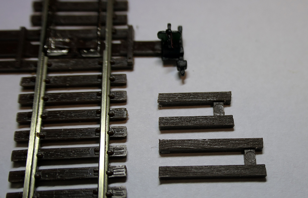 N scale manual turnout control - Trains