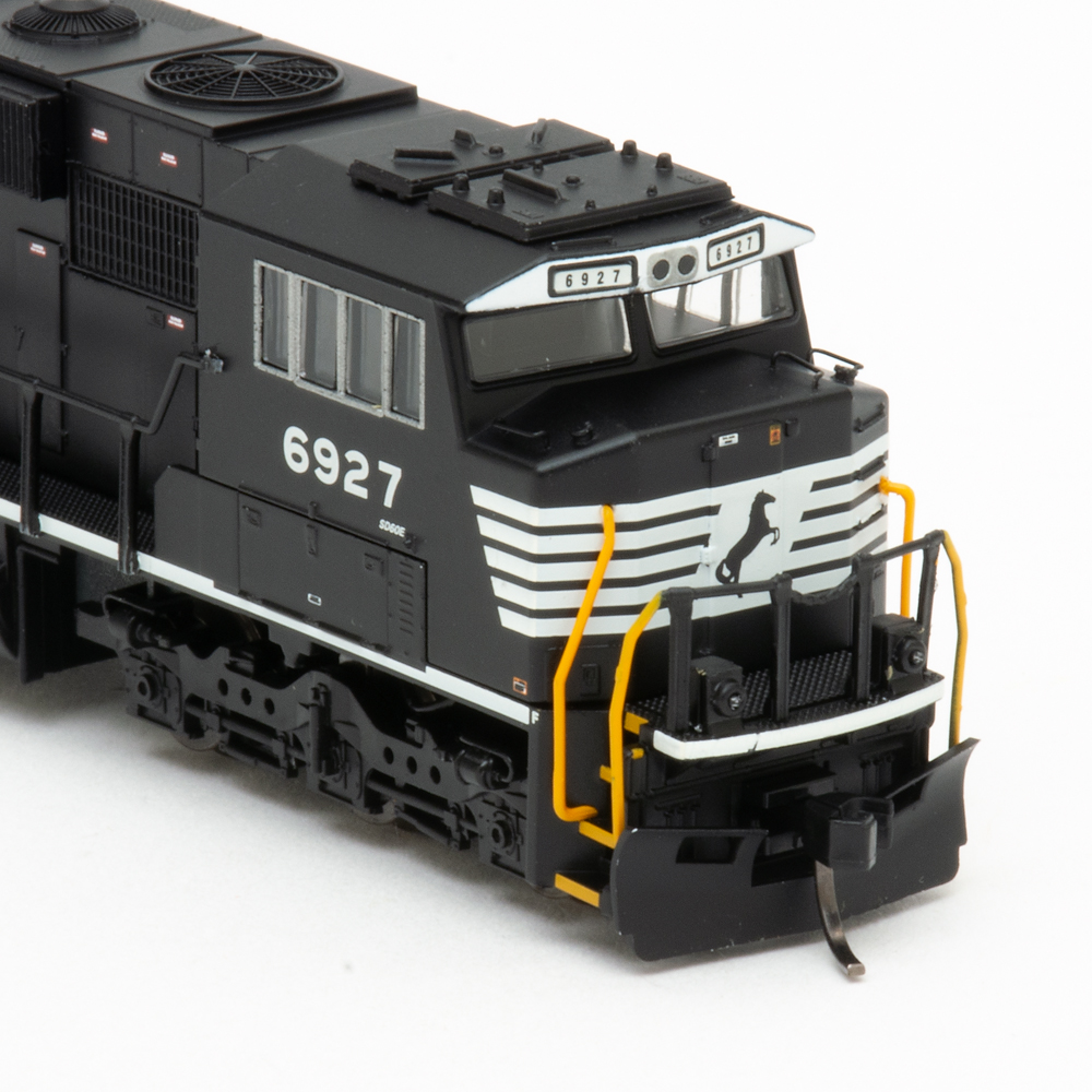 Color photo showing nose details on N scale locomotive.