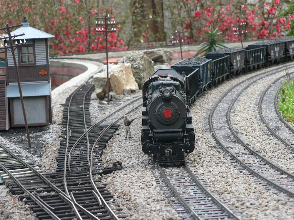 steam locomotive on garden railway
