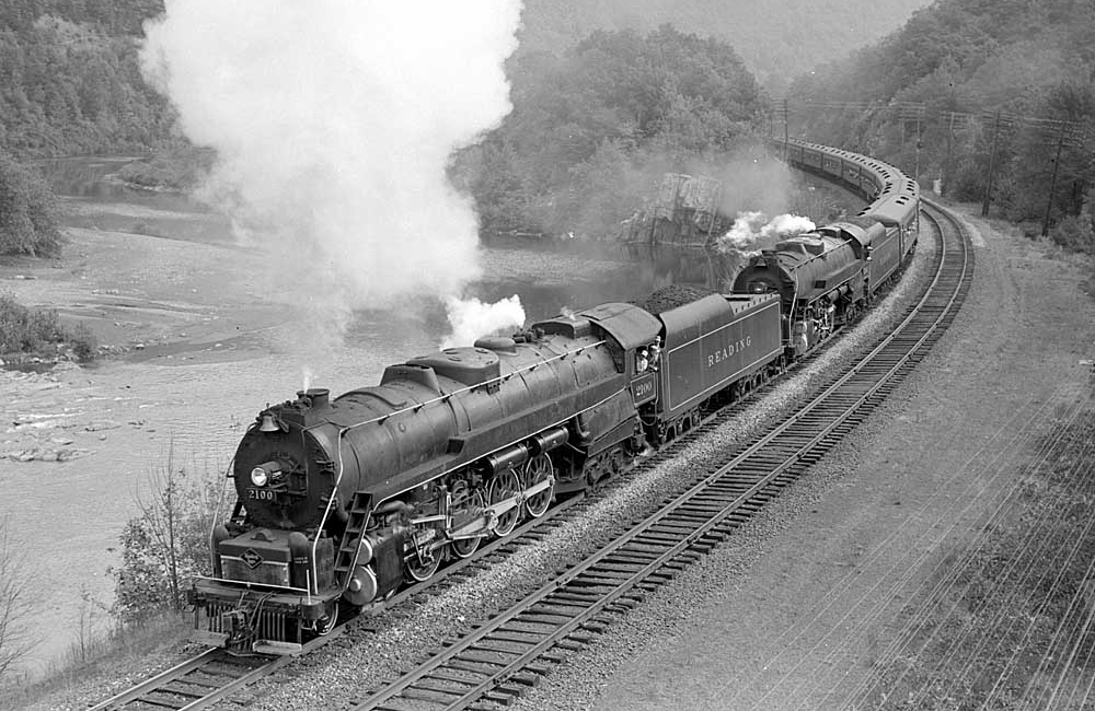 Steam steam locomotives with passenger train on curve