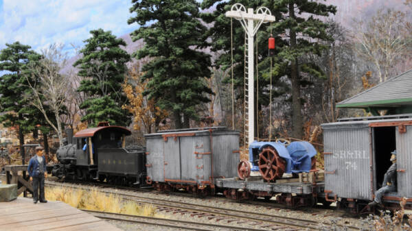 Adding 18-foot Bachmann flatcars to the Fleet
