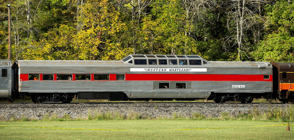 Dome car