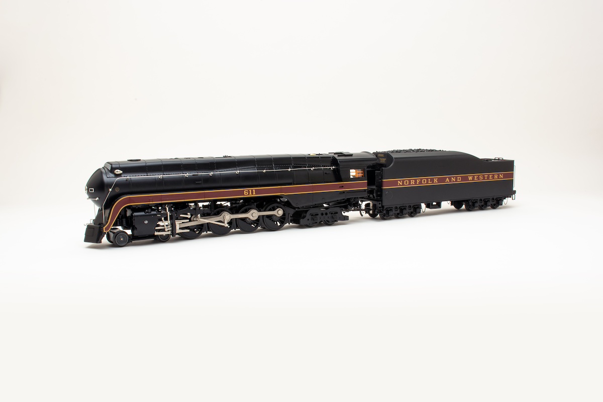 Profile shot of O scale streamline steam locomotive