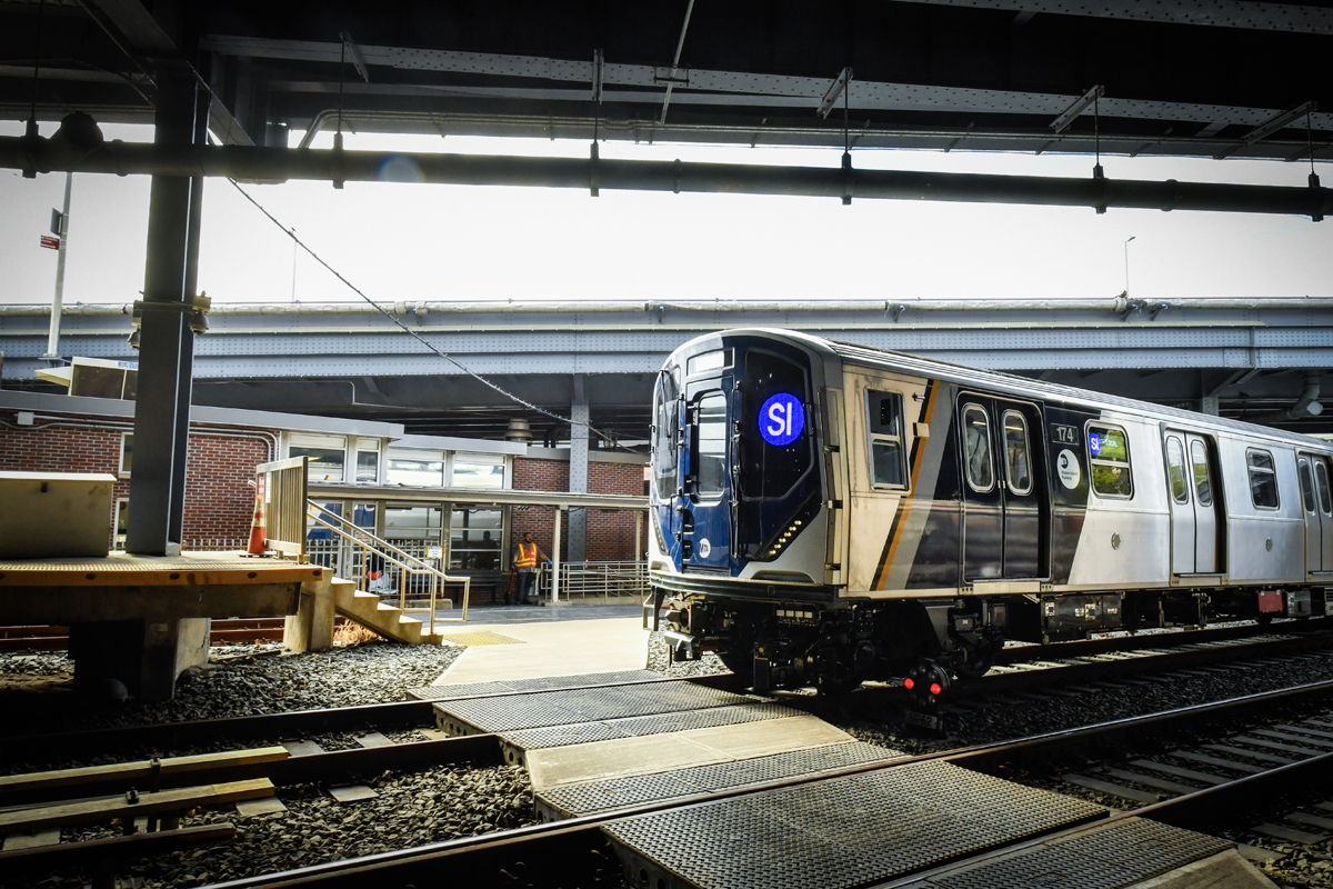 Subway car at station 