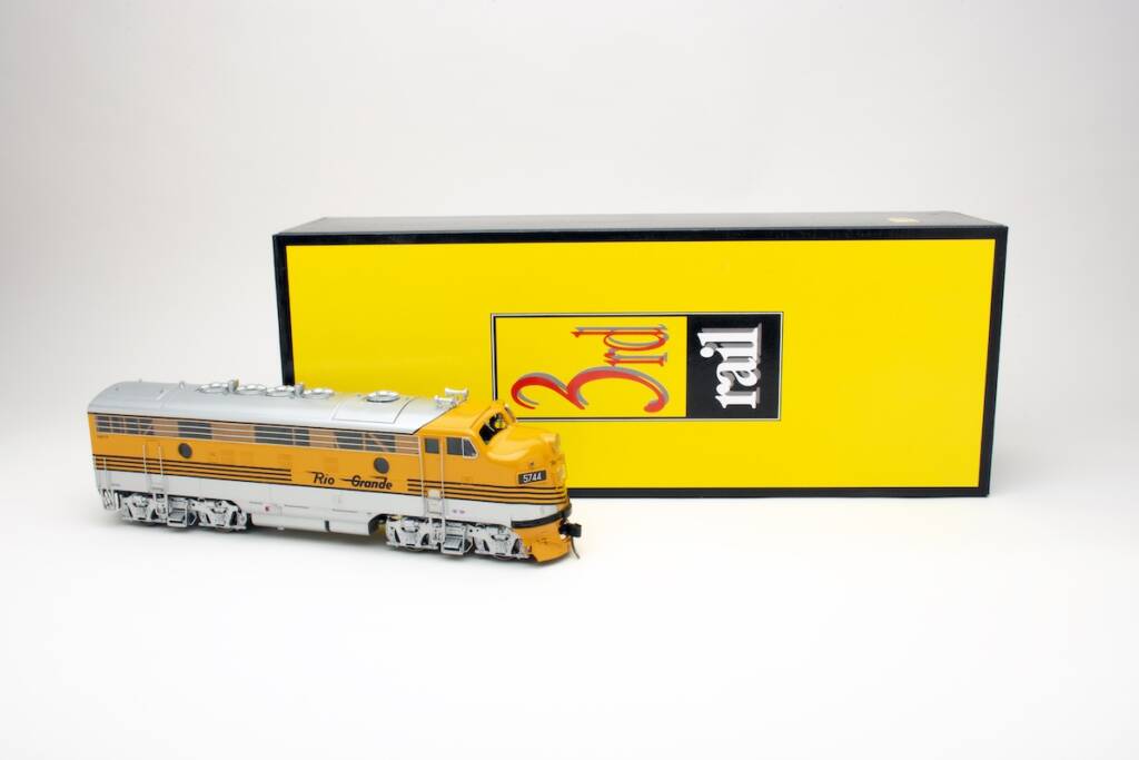 Mode diesel and yellow box in front of a white screen