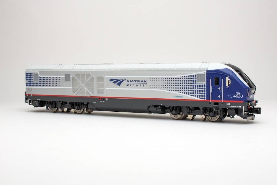 Profile of O scale diesel locomotive model
