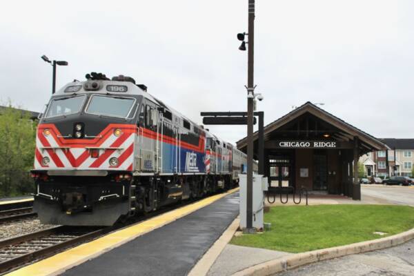 Freight derailment halts Metra's SouthWest Service (updated)